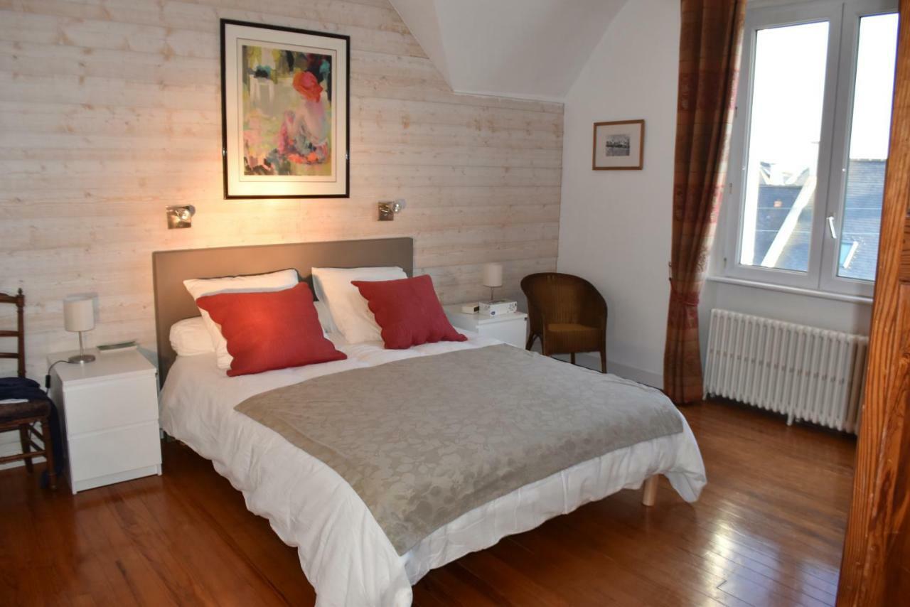 Maison Spacieuse Entre La Ville Et La Cote Saint-Martin-des-Champs  Exteriör bild